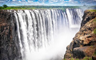 ¿Desde qué país ver las Cataratas Victoria?